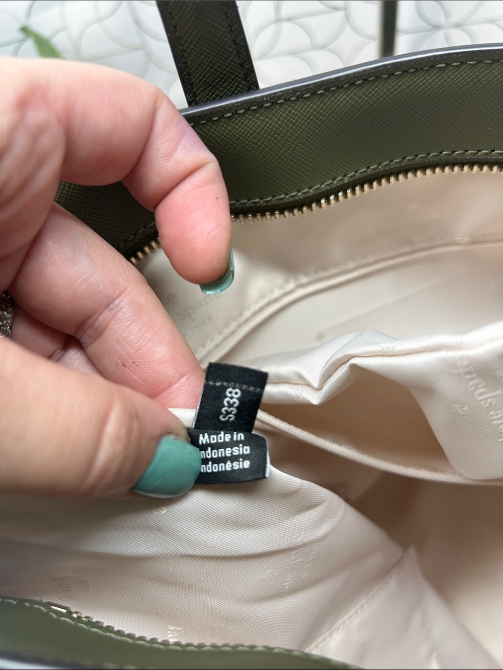 2811 Kate Spade New York Staci Large Tote in Enchanted Green 272582811 - Picture 8 of 14